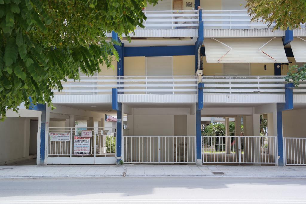 Holiday Apartment Sombrero Néa Péramos Kültér fotó